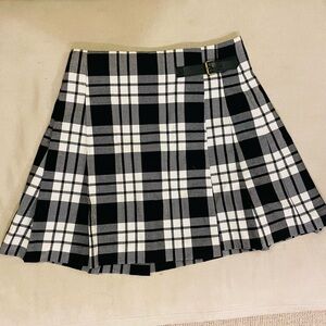 UNIQLO Plaid Black & White Skirt